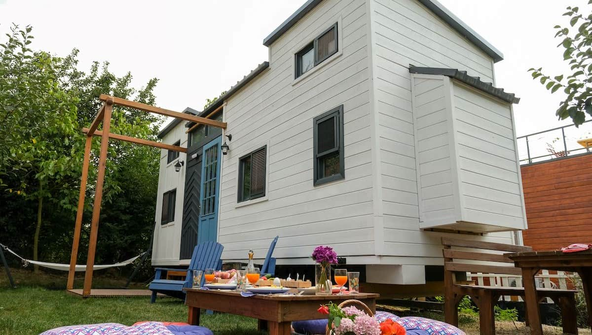 Tiny House’lar kendi enerjisini üretiyor, kirli suyu arıtıyor